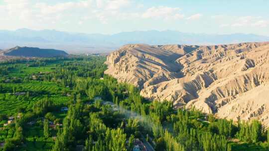 新疆吐鲁番葡萄沟自然风光视频素材模板下载