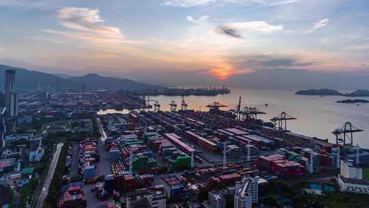 深圳盐田港集装箱码头鸟瞰全景