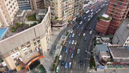 航拍贵阳城市车水马龙街道建筑大气风光