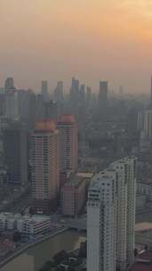 上海夕阳下的城市黄浦城市景观中国鸟瞰垂直