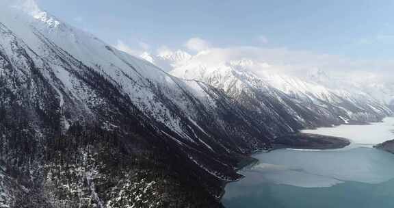 然乌湖 西藏 冬天的然乌湖 雪山