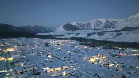 禾木冬天晨曦 村庄 禾木雪景新疆冬季旅游