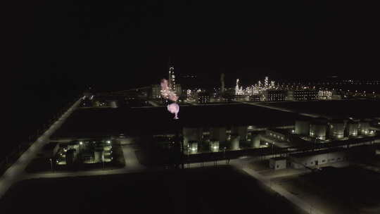 石化工厂夜景航拍