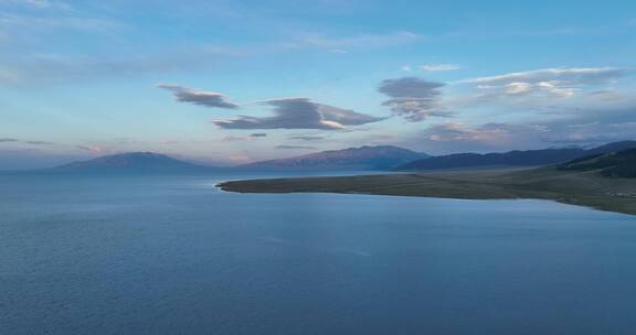 中国新疆赛里木湖航拍