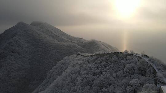 航拍 冬季雪天的箭扣长城