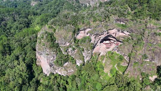 航拍福建泰宁大金湖丹霞地貌甘露寺