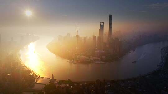 上海航拍东方明珠大气上海