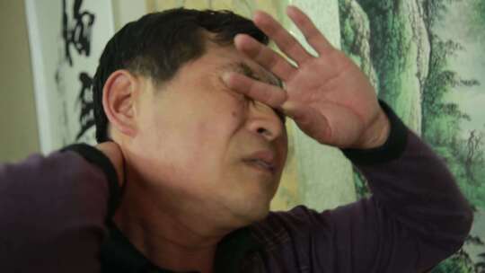 中老年人颈椎疼痛