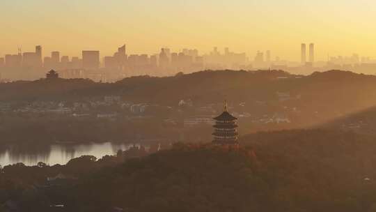 杭州西湖雷峰塔 城隍阁 杭州之门 耶稣光