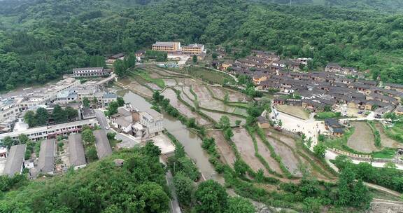 绿水青山山区美好家园幸福农村梯田航拍4k