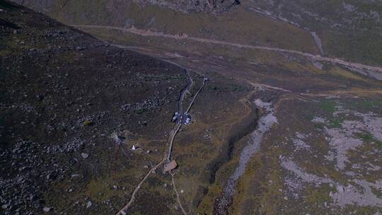 四川阿坝县莲宝叶则风景区山地草原航拍风光