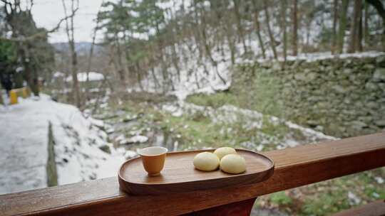 庐山冬天小溪雪后长冲河