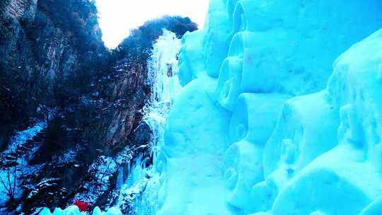 冰碉冰瀑冰锥冰雪大世界旅游