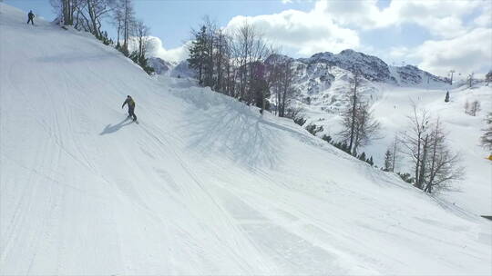雪山滑雪场滑雪运动