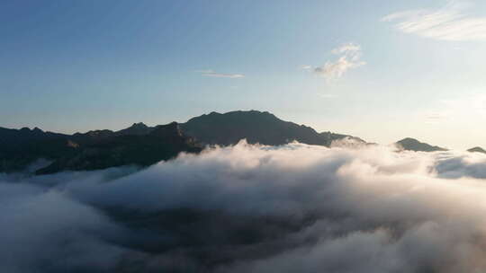 航拍山东泰山日出云海风光