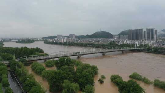 2024年6月下旬黄山市暴雨后洪水来袭