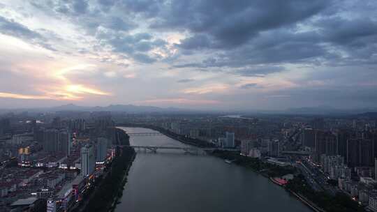 城市晚霞夕阳西下夜幕降临航拍