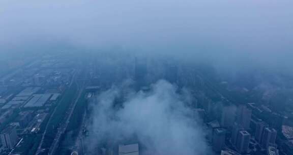 西安锦业路国瑞中心雨天云雾