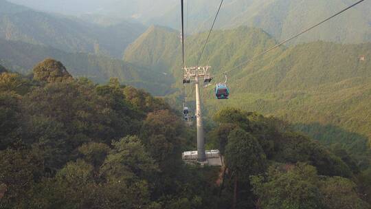 湖南郴州莽山五指峰景区索道缆车