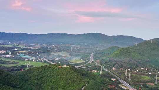 航拍山间道路