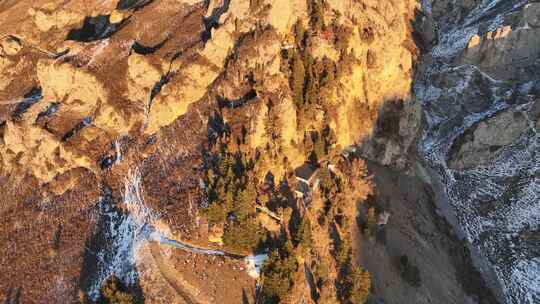 青海互助天门寺雪山树木航拍视频