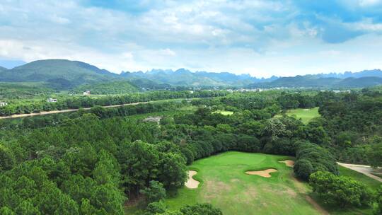 桂林漓江两岸山水风光