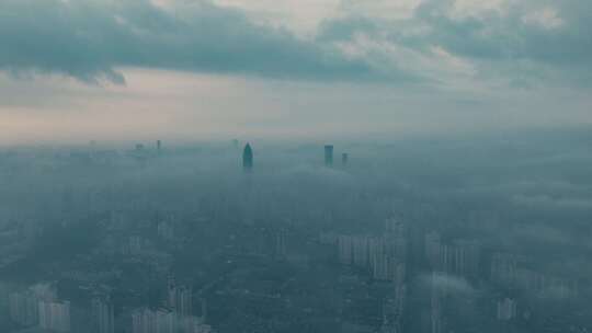 温州世茂大厦平流雾延时航拍