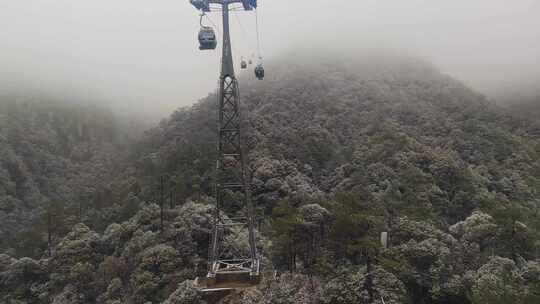 安徽黄山索道缆车雪山美景风景视频素材