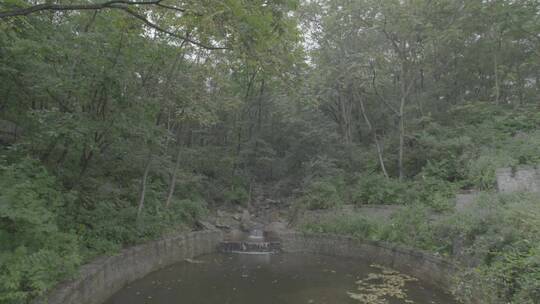 雨后山水清泉瀑布LOG