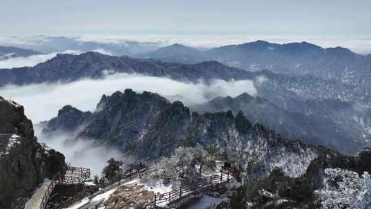 洛阳老君山旅游冬天大雪云海自然风景航拍