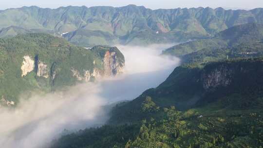 云海之中的祖国大好河山宣传片（原视频）