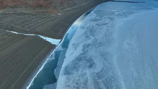 航拍西藏那曲冰封的当惹雍措圣湖