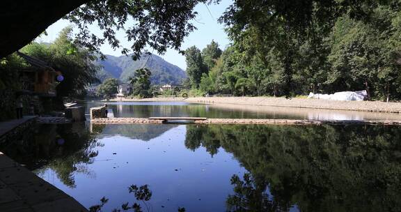 美丽的江西瑶里古镇河道古建筑