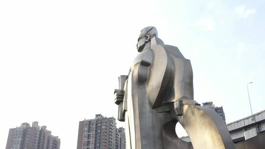 南浦大桥下公园地标塑像