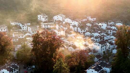 江西石城秋景红枫古村丁达尔光航拍