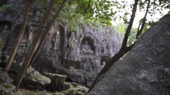 杭州灵隐寺飞来峰塑像