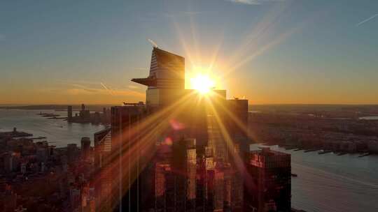 城市航拍曼哈顿哈德逊广场阳光照射摩天大楼