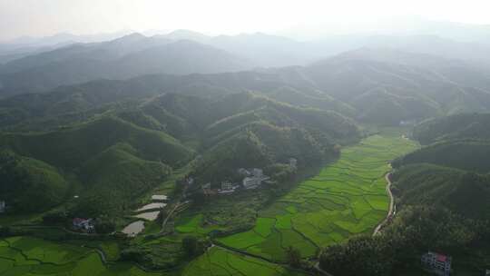 群山山田