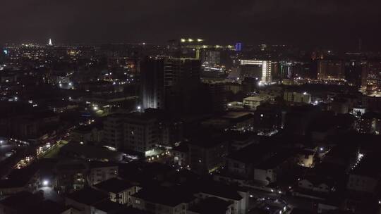 航拍城市夜晚建筑景观