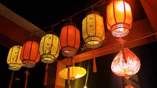 春节过年挂着的装饰灯笼场景视频素材模板下载