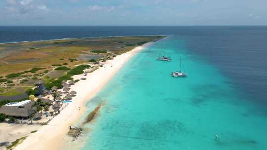 Klein Curacao翻译库拉索小岛以白雪上的一日游和浮潜之旅而闻名