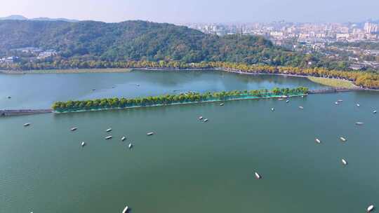 浙江杭州西湖景区大景全景游船船舶航拍风景