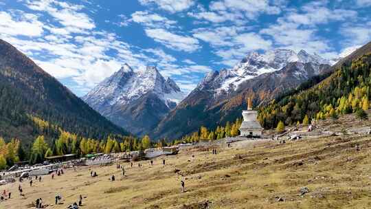 航拍川西四姑娘山