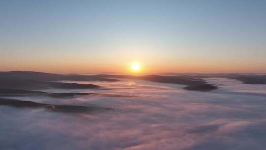 航拍黎明山川云海日出