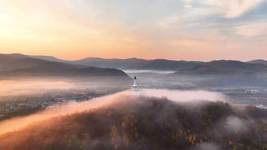 林区山林小镇云雾朝阳