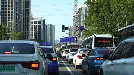 城市道路堵车行驶道路拥堵移动车窗外风景