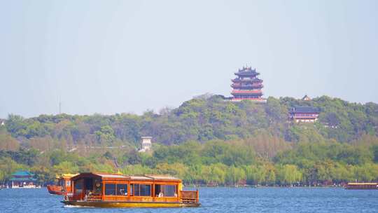 杭州西湖城隍阁春天风景