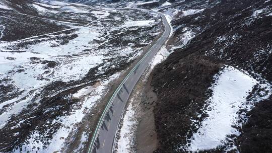 甘孜 高原 马路 雪山 4K航拍