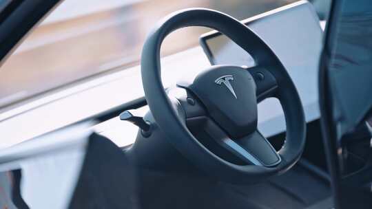 特斯拉model3内饰外观