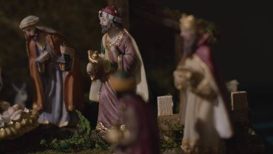 耶稣诞生的场景雕塑摆件